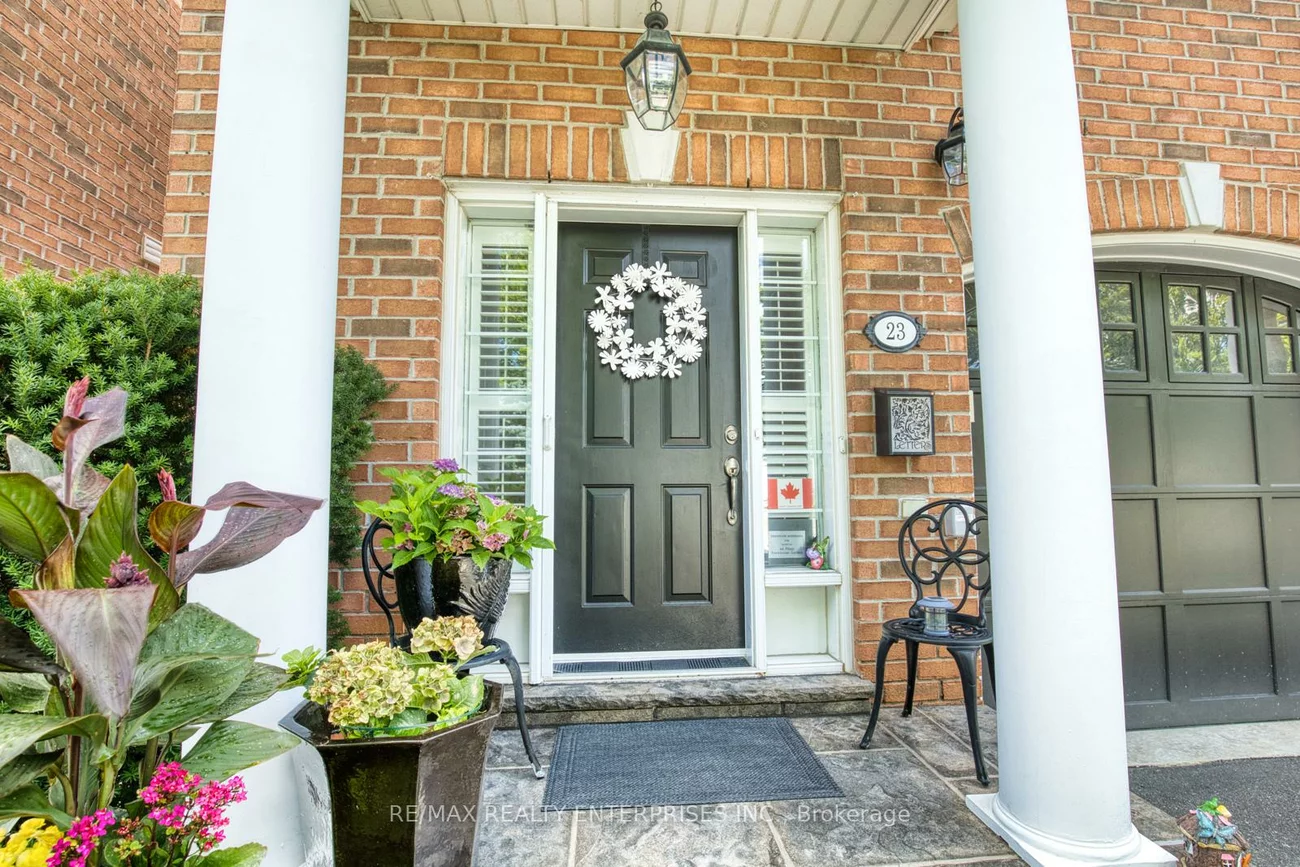 23, Ellen, Streetsville, Mississauga