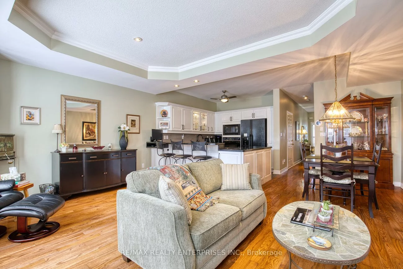 23, Ellen, Streetsville, Mississauga