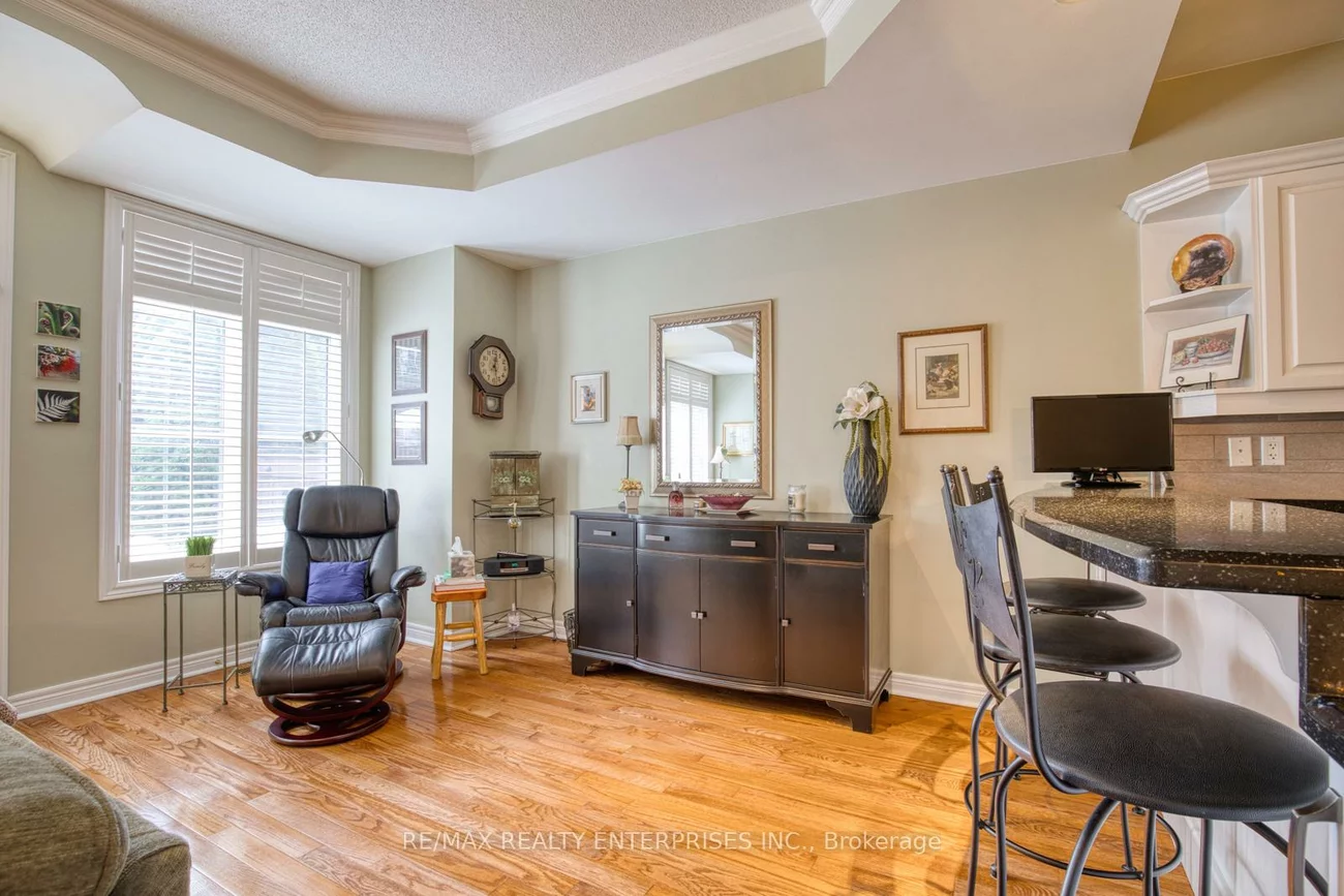 23, Ellen, Streetsville, Mississauga