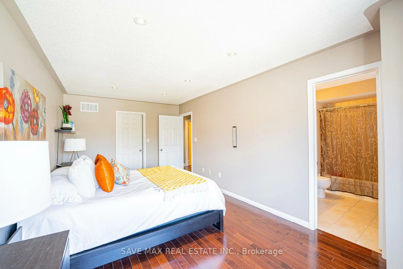 2270, Britannia, Streetsville, Mississauga