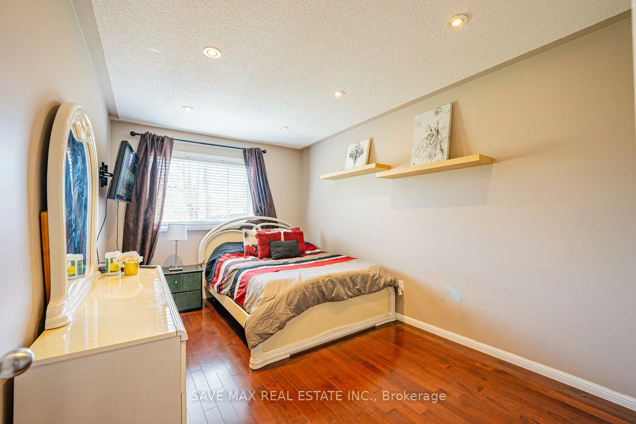 2270, Britannia, Streetsville, Mississauga