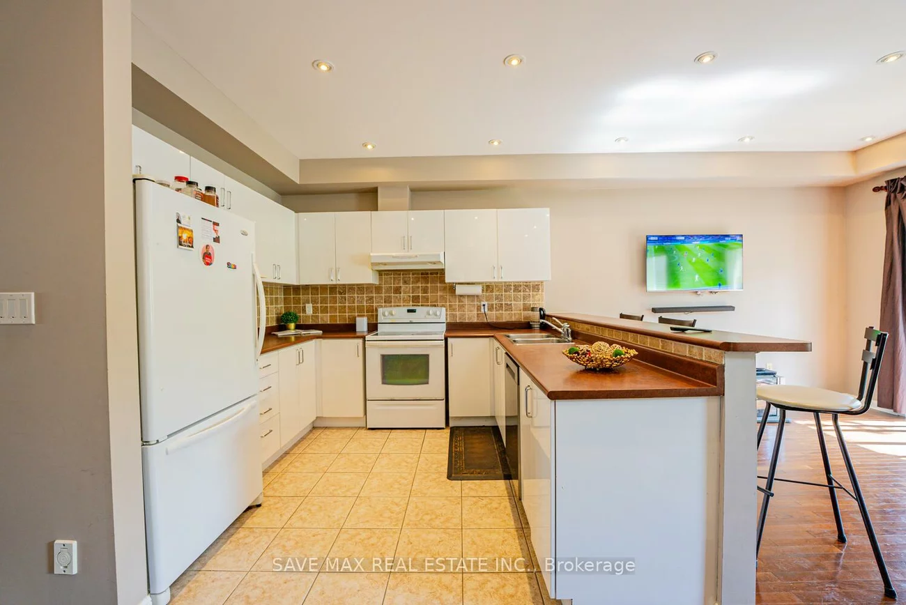 2270, Britannia, Streetsville, Mississauga