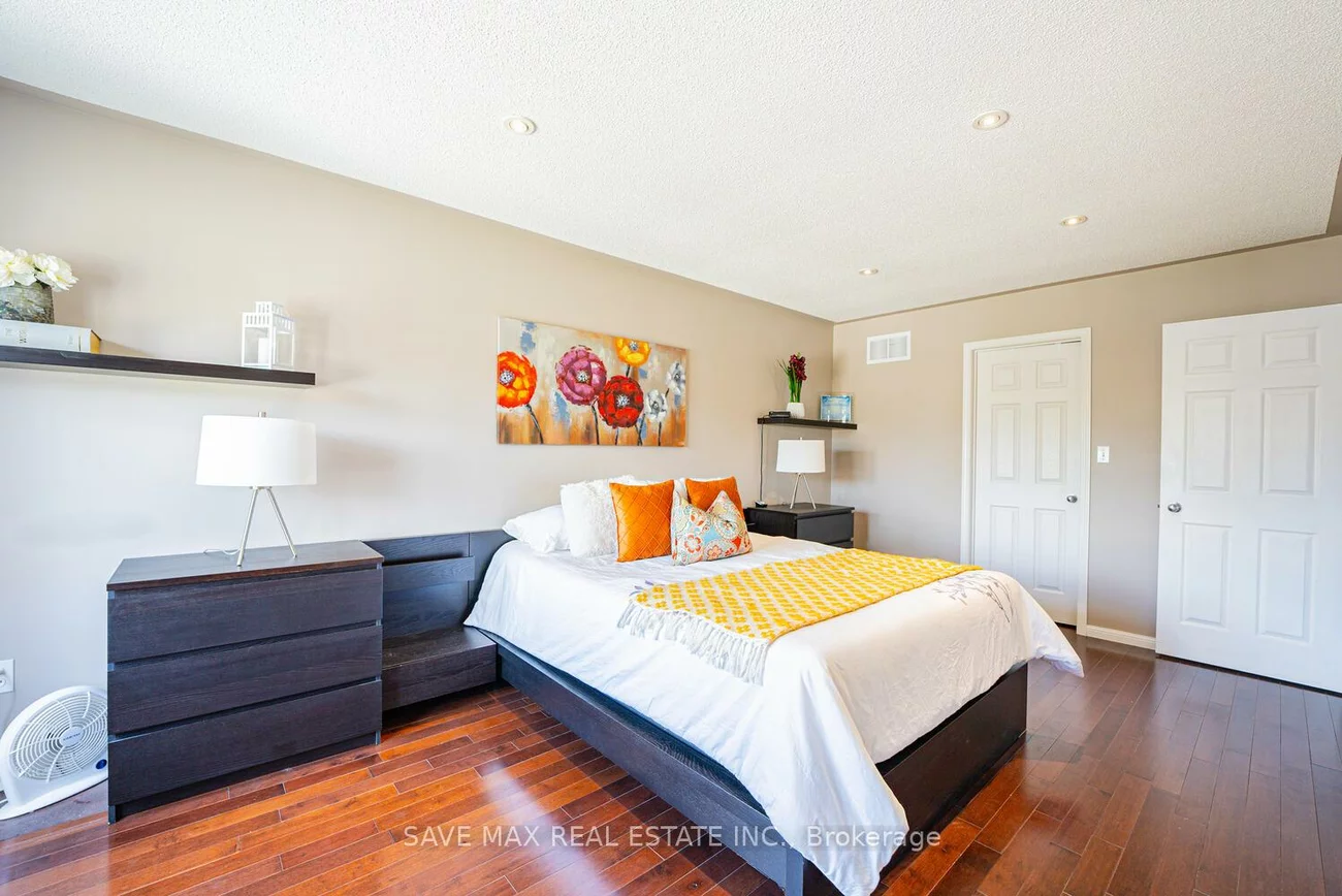 2270, Britannia, Streetsville, Mississauga