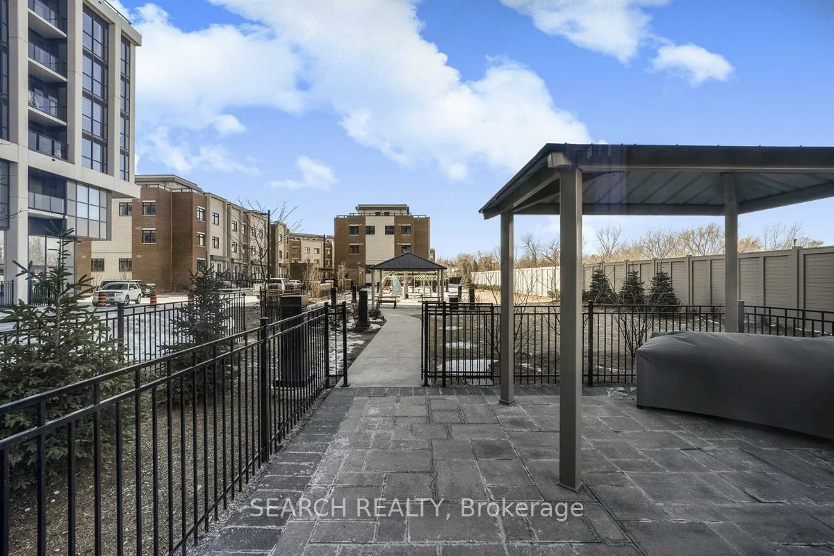 1063, Douglas McCurdy, Lakeview, Mississauga