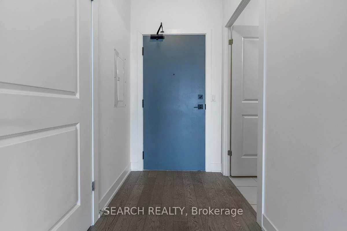 1063, Douglas McCurdy, Lakeview, Mississauga