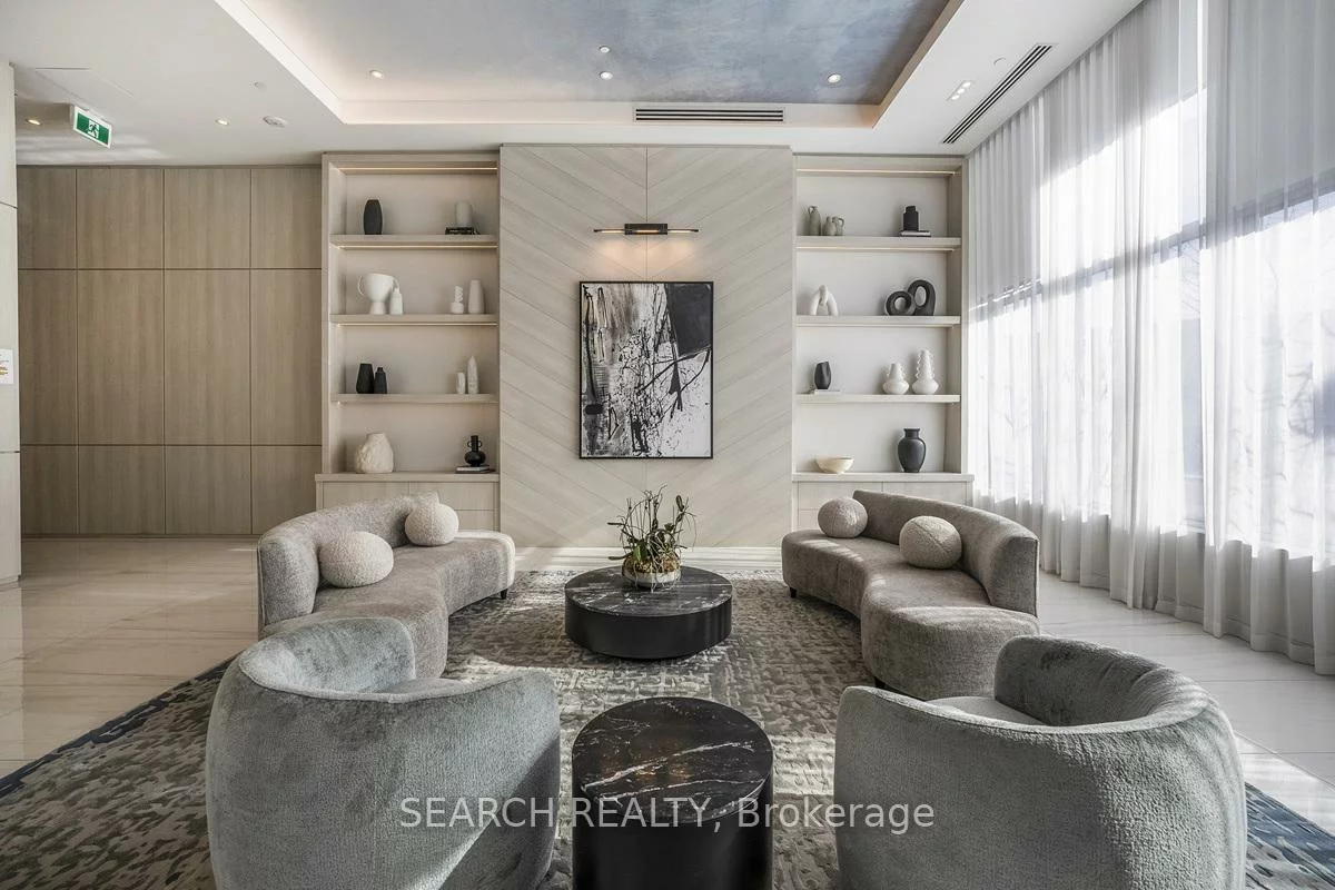 1063, Douglas McCurdy, Lakeview, Mississauga