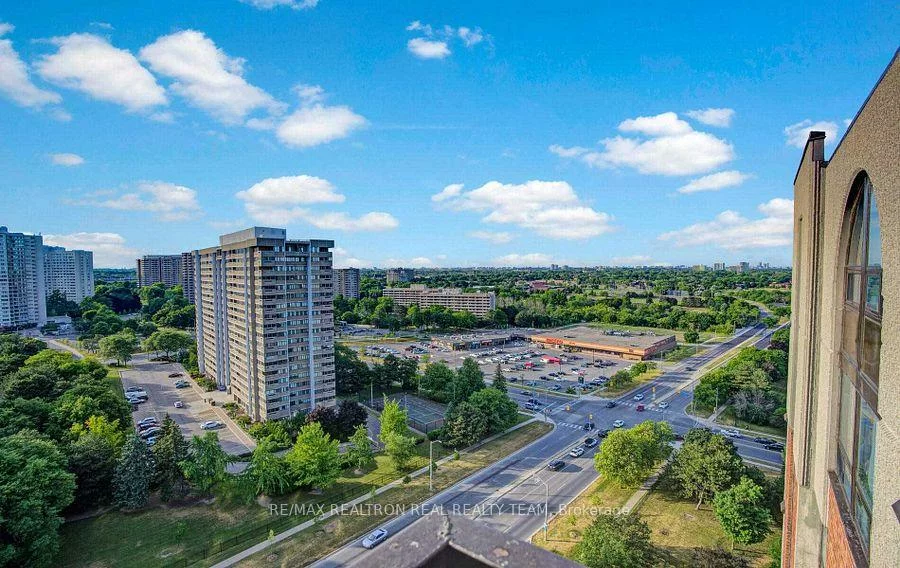 20, Mississauga Valley, Mississauga Valleys, Mississauga