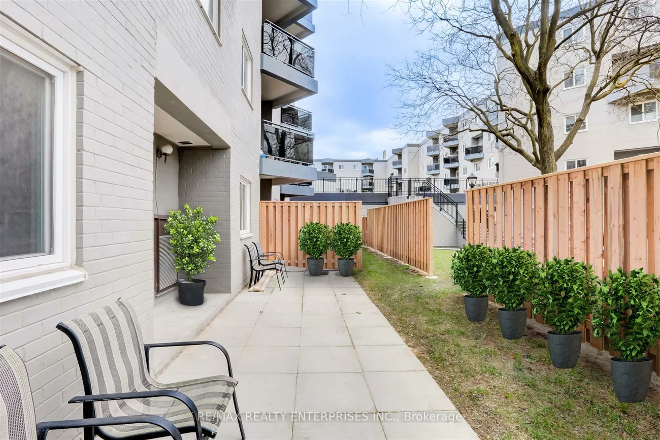 2001, Bonnymede, Clarkson, Mississauga