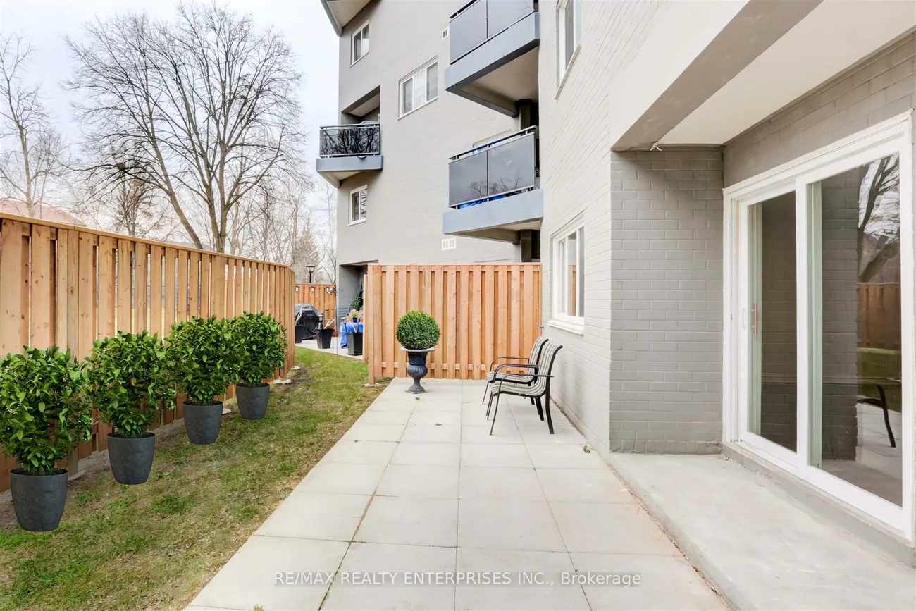 2001, Bonnymede, Clarkson, Mississauga