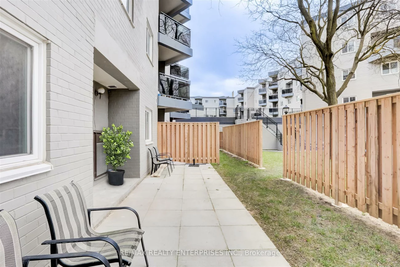 2001, Bonnymede, Clarkson, Mississauga