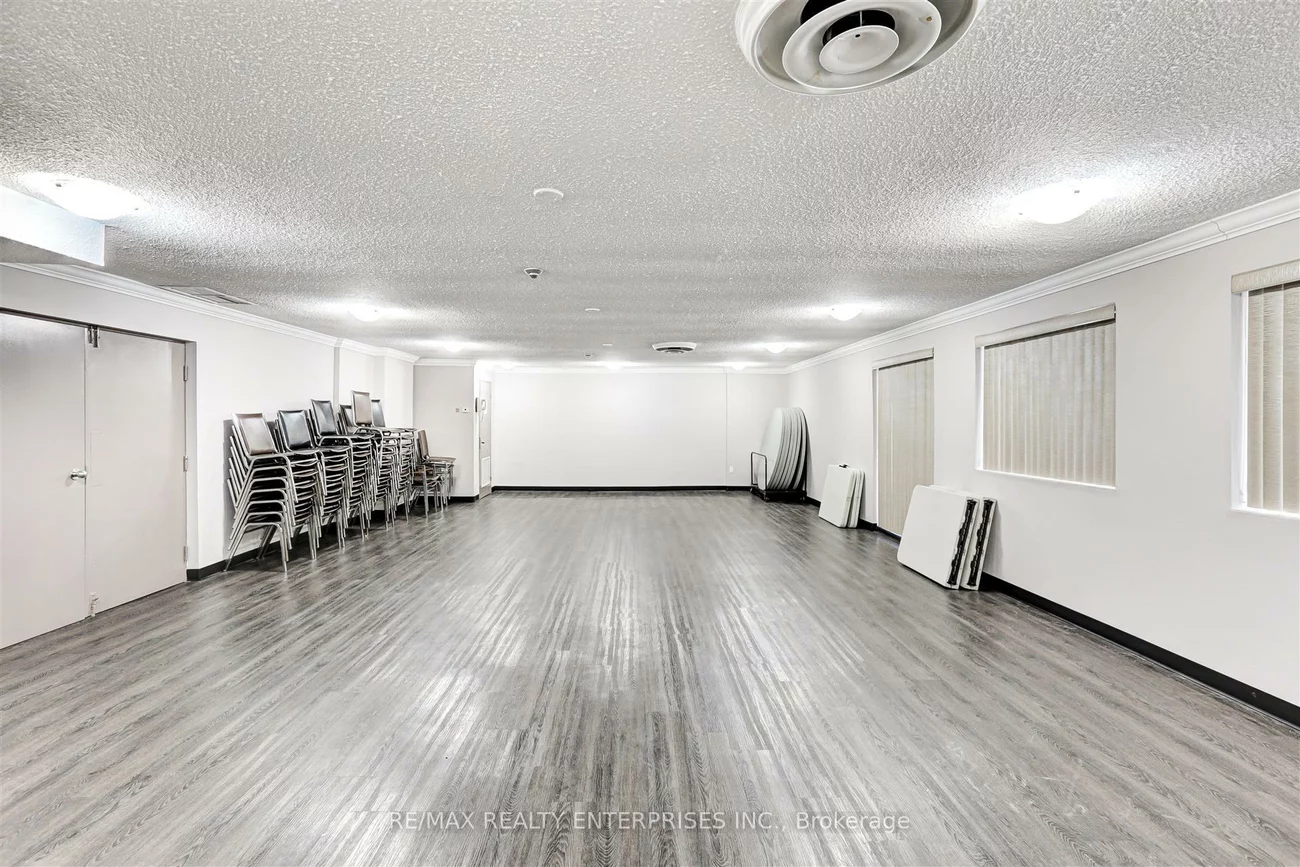 2001, Bonnymede, Clarkson, Mississauga