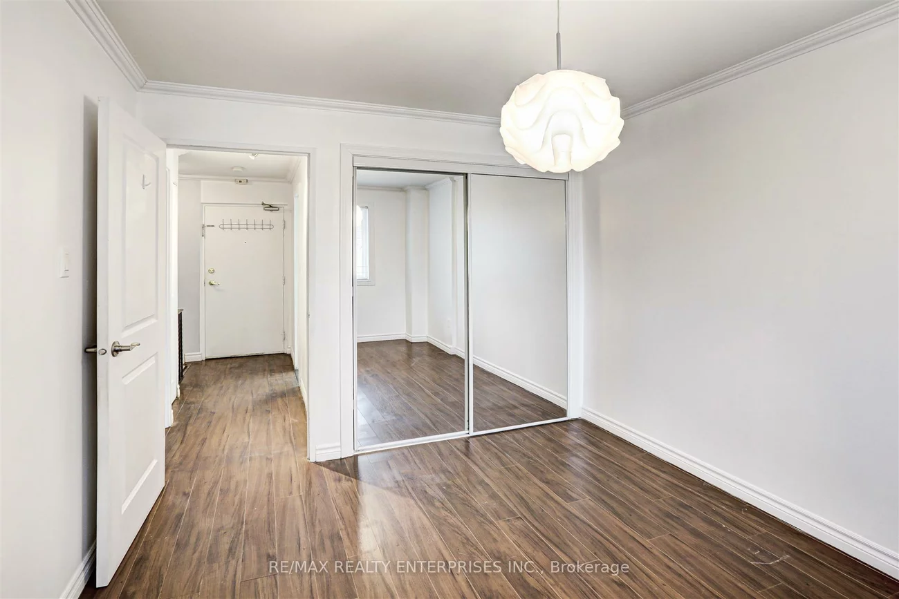 2001, Bonnymede, Clarkson, Mississauga