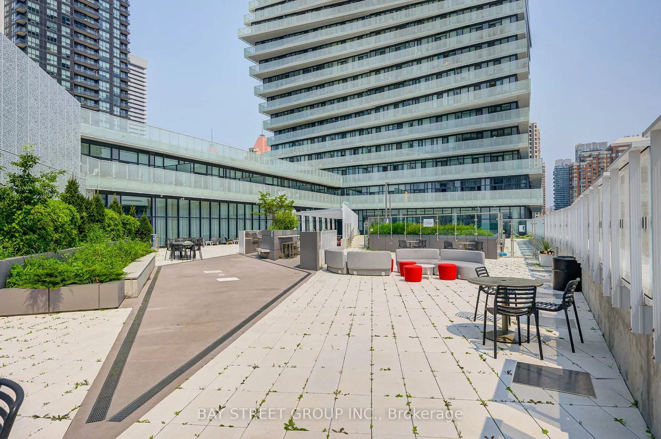 3900, Confederation, City Centre, Mississauga