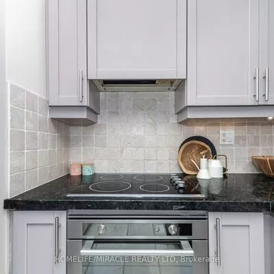50, eglinton, Hurontario, Mississauga