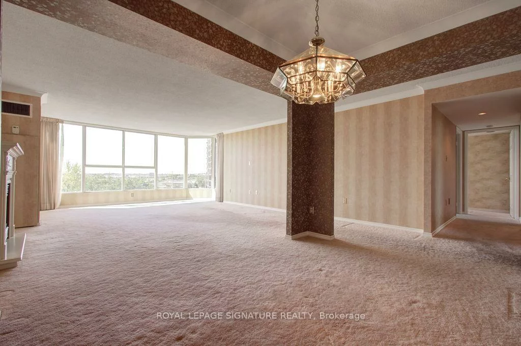 1271, Walden, Clarkson, Mississauga