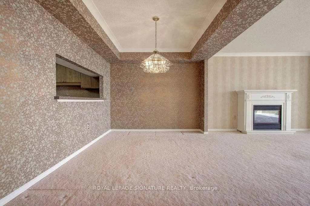 1271, Walden, Clarkson, Mississauga