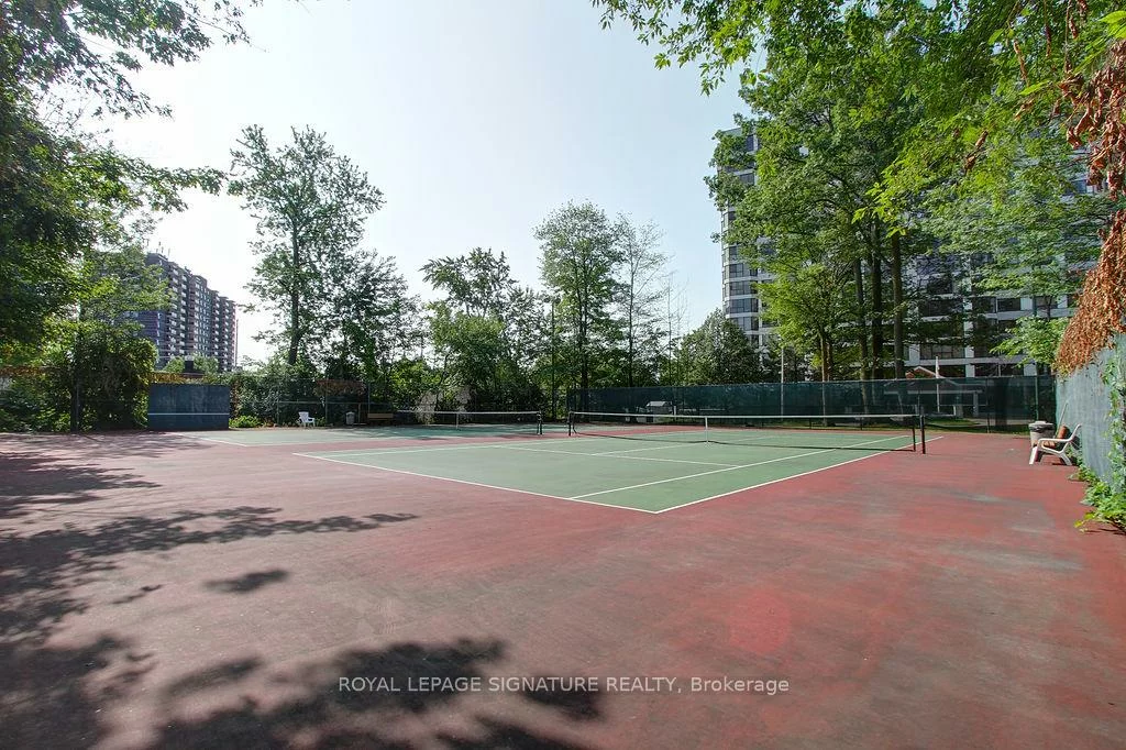 1271, Walden, Clarkson, Mississauga