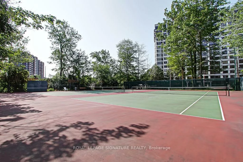 1271, Walden, Clarkson, Mississauga