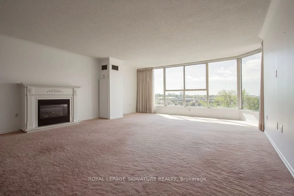 1271, Walden, Clarkson, Mississauga