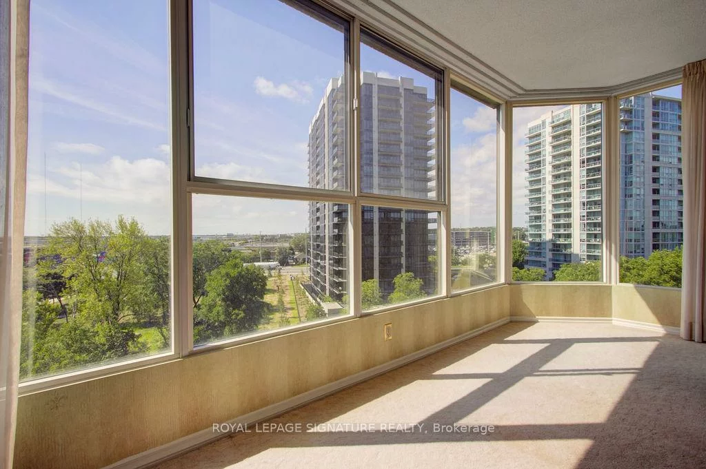 1271, Walden, Clarkson, Mississauga