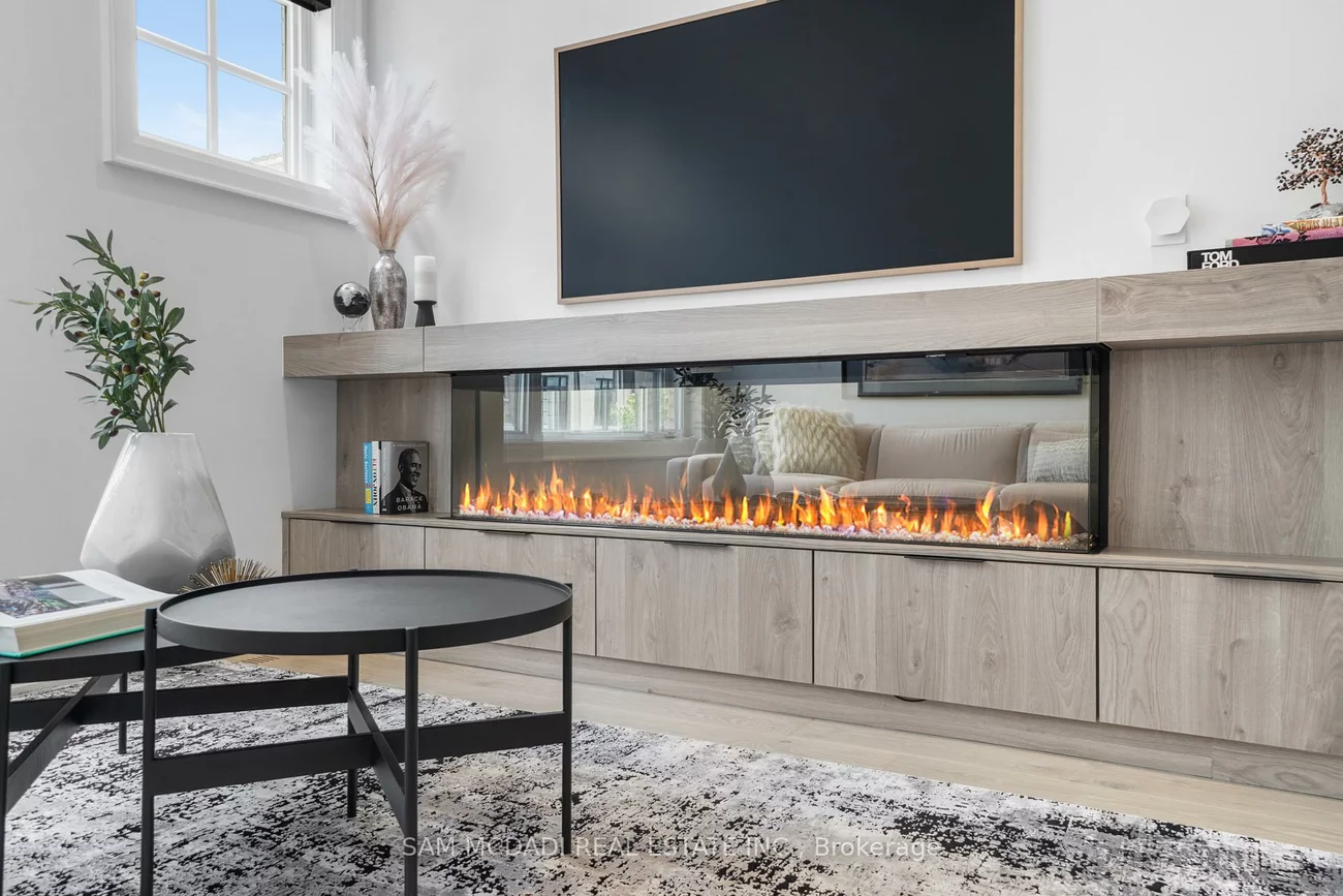 10, Lunar, Streetsville, Mississauga