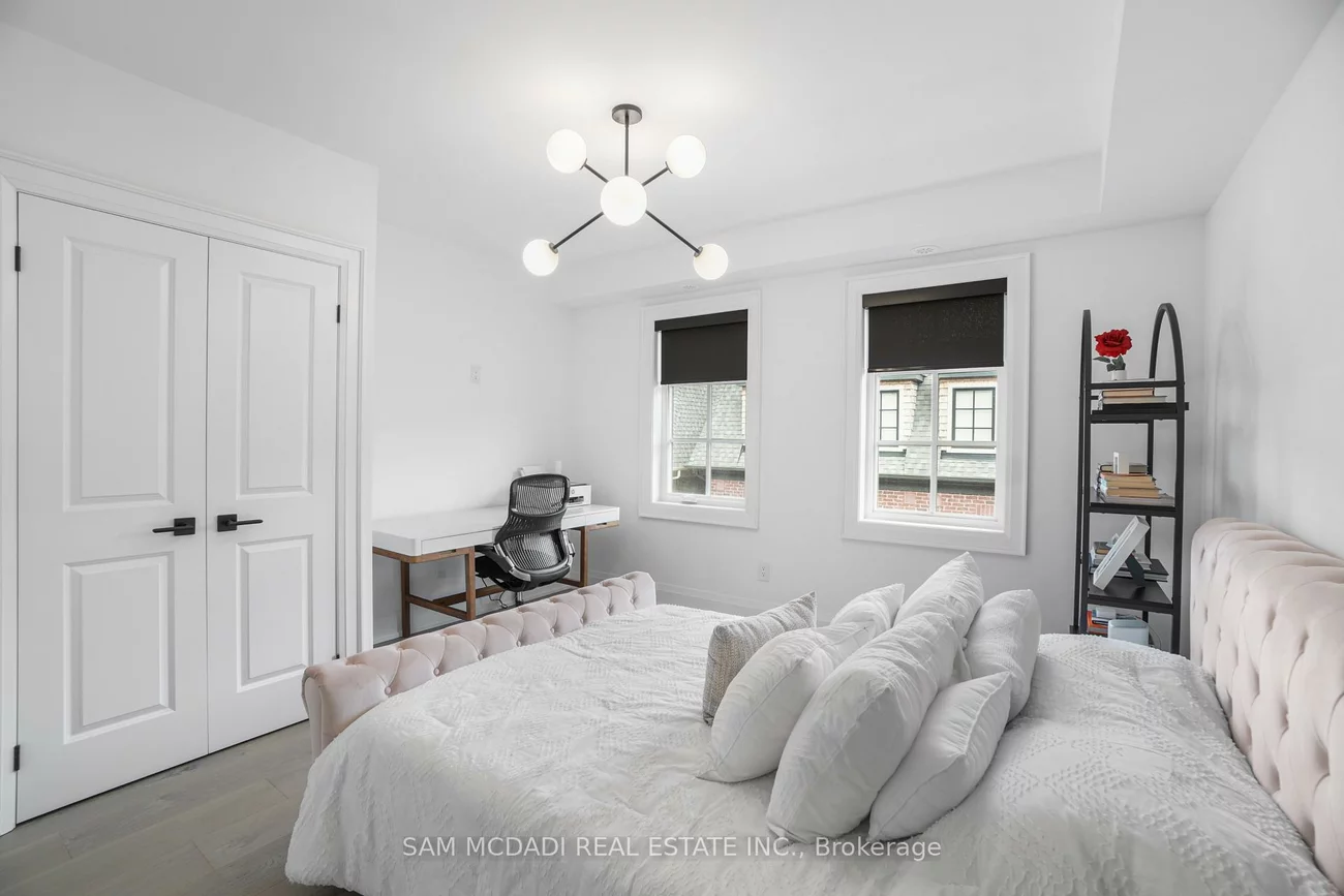 10, Lunar, Streetsville, Mississauga