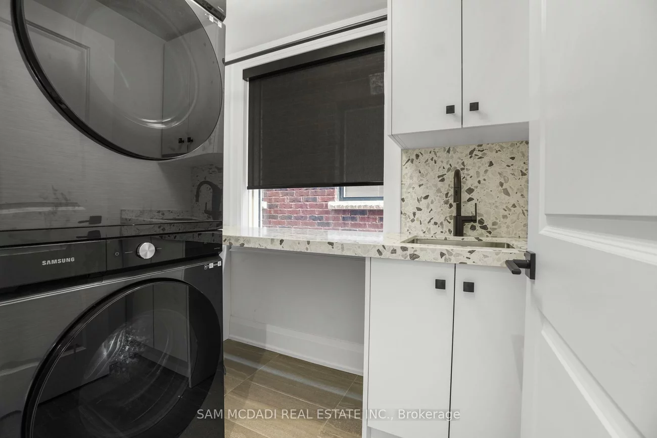 10, Lunar, Streetsville, Mississauga