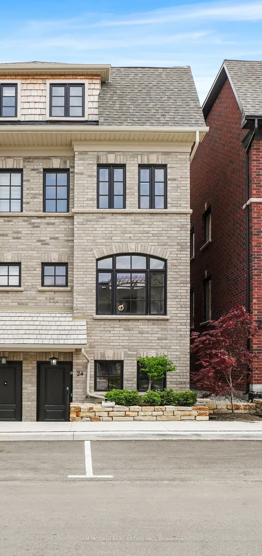 10, Lunar, Streetsville, Mississauga