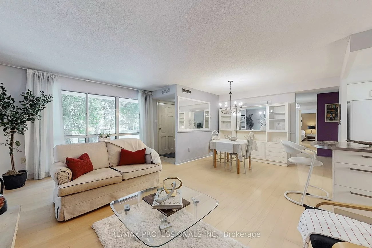 1330, Mississauga Valley, Mississauga Valleys, Mississauga