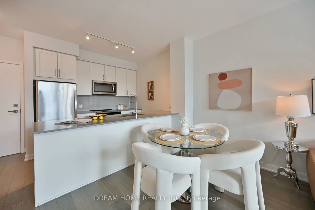 4055, Parkside village, City Centre, Mississauga