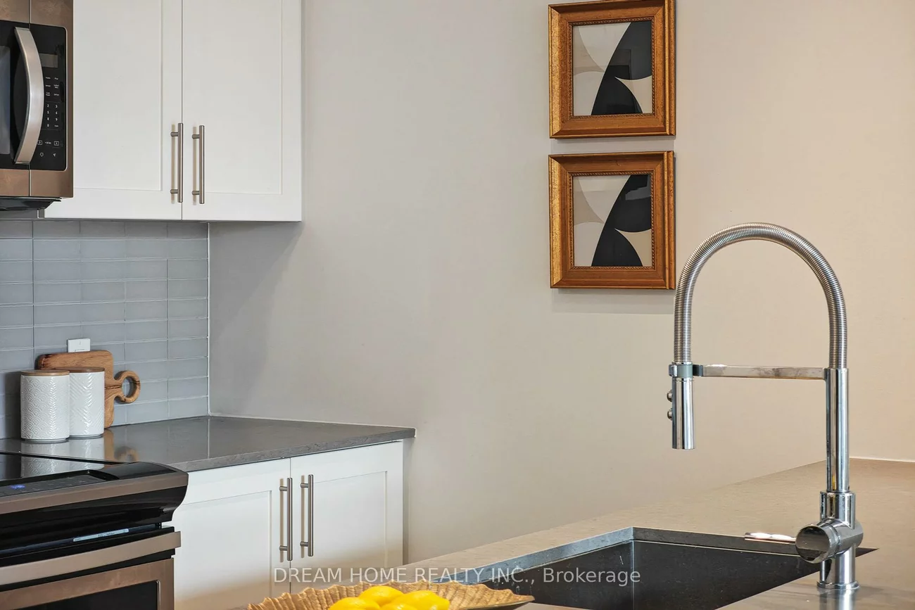 4055, Parkside village, City Centre, Mississauga