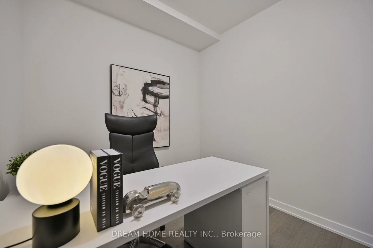 4055, Parkside village, City Centre, Mississauga