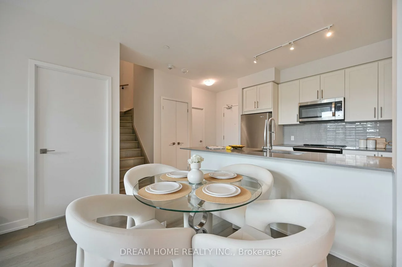 4055, Parkside village, City Centre, Mississauga
