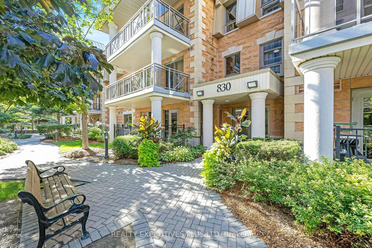 830, Scollard, East Credit, Mississauga