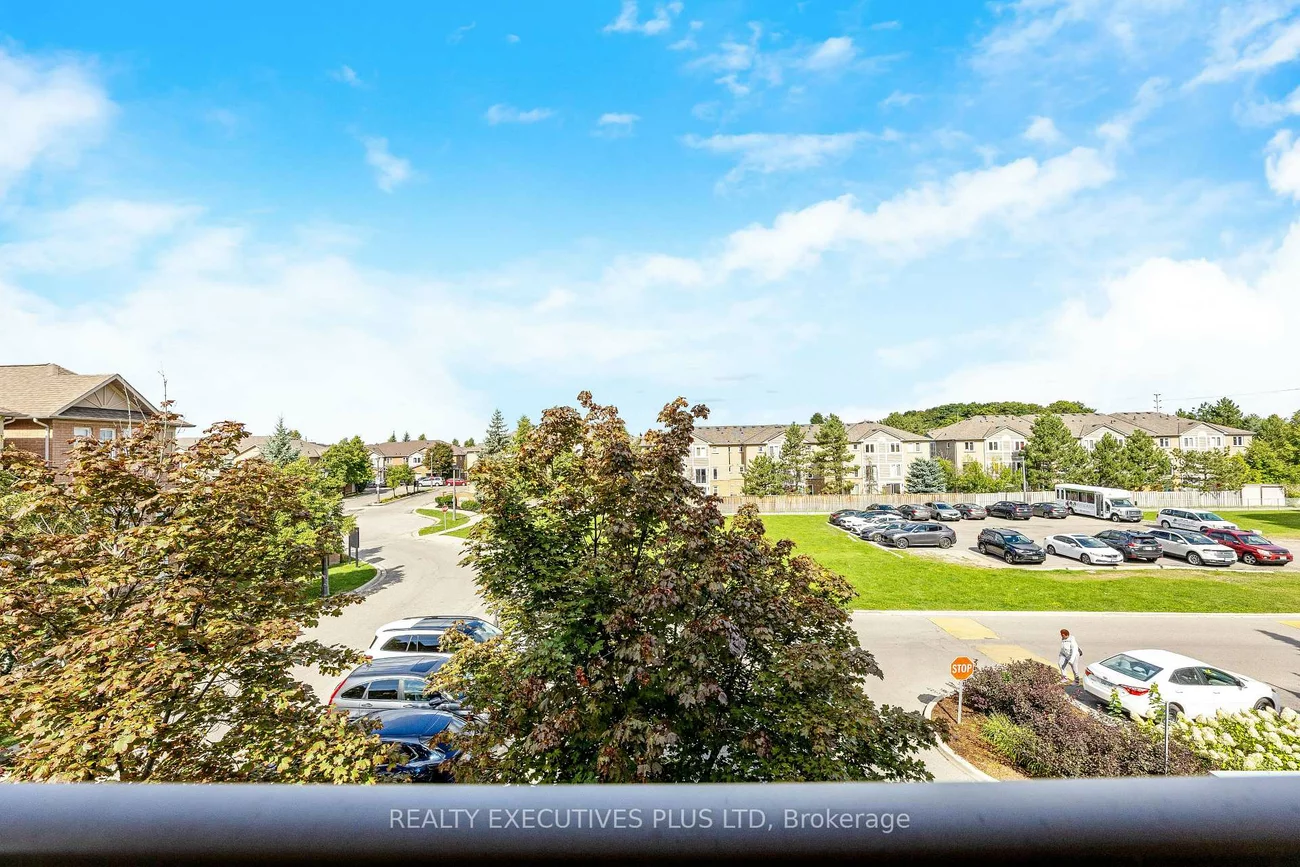 830, Scollard, East Credit, Mississauga