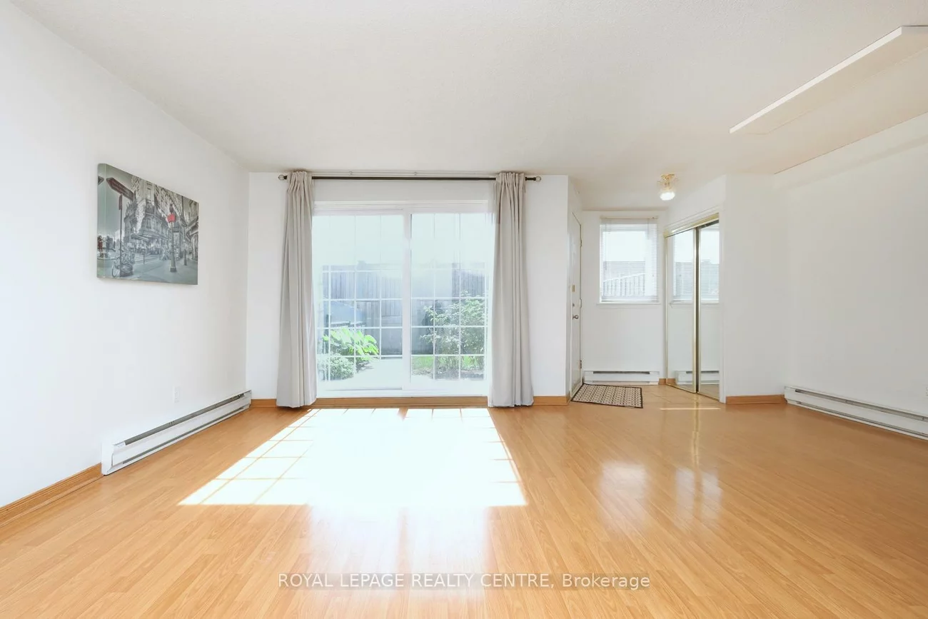 1055, Dundas, Applewood, Mississauga