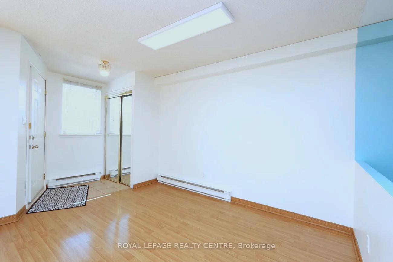 1055, Dundas, Applewood, Mississauga