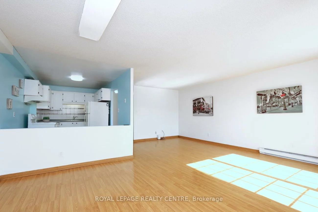 1055, Dundas, Applewood, Mississauga