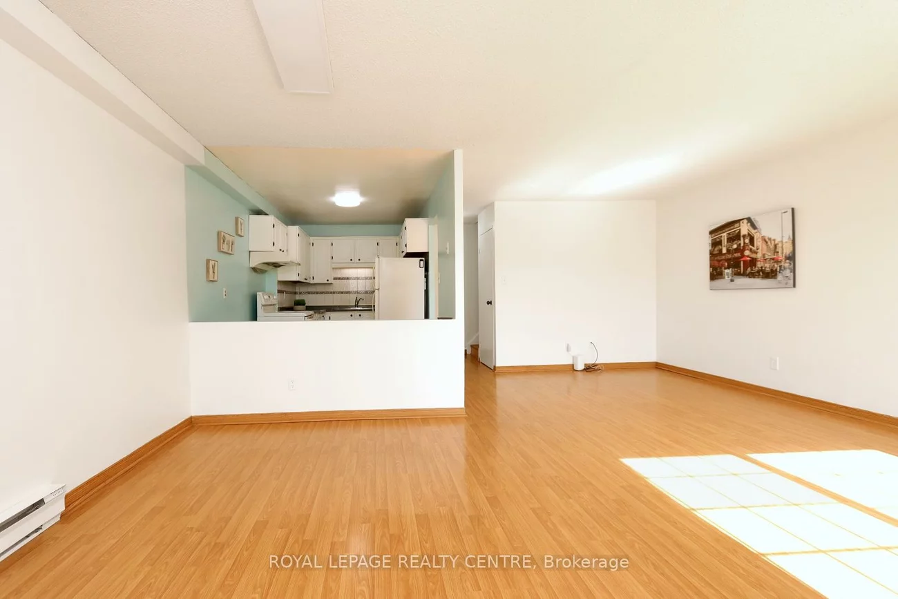 1055, Dundas, Applewood, Mississauga