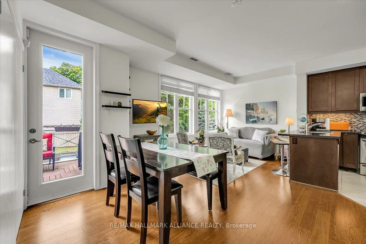 1011, Deta, Lakeview, Mississauga