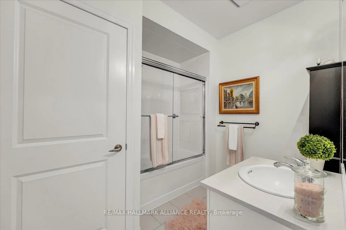 1011, Deta, Lakeview, Mississauga