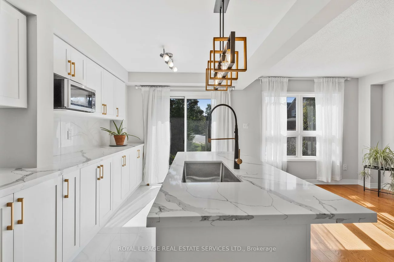 5230, Glen Erin, Central Erin Mills, Mississauga