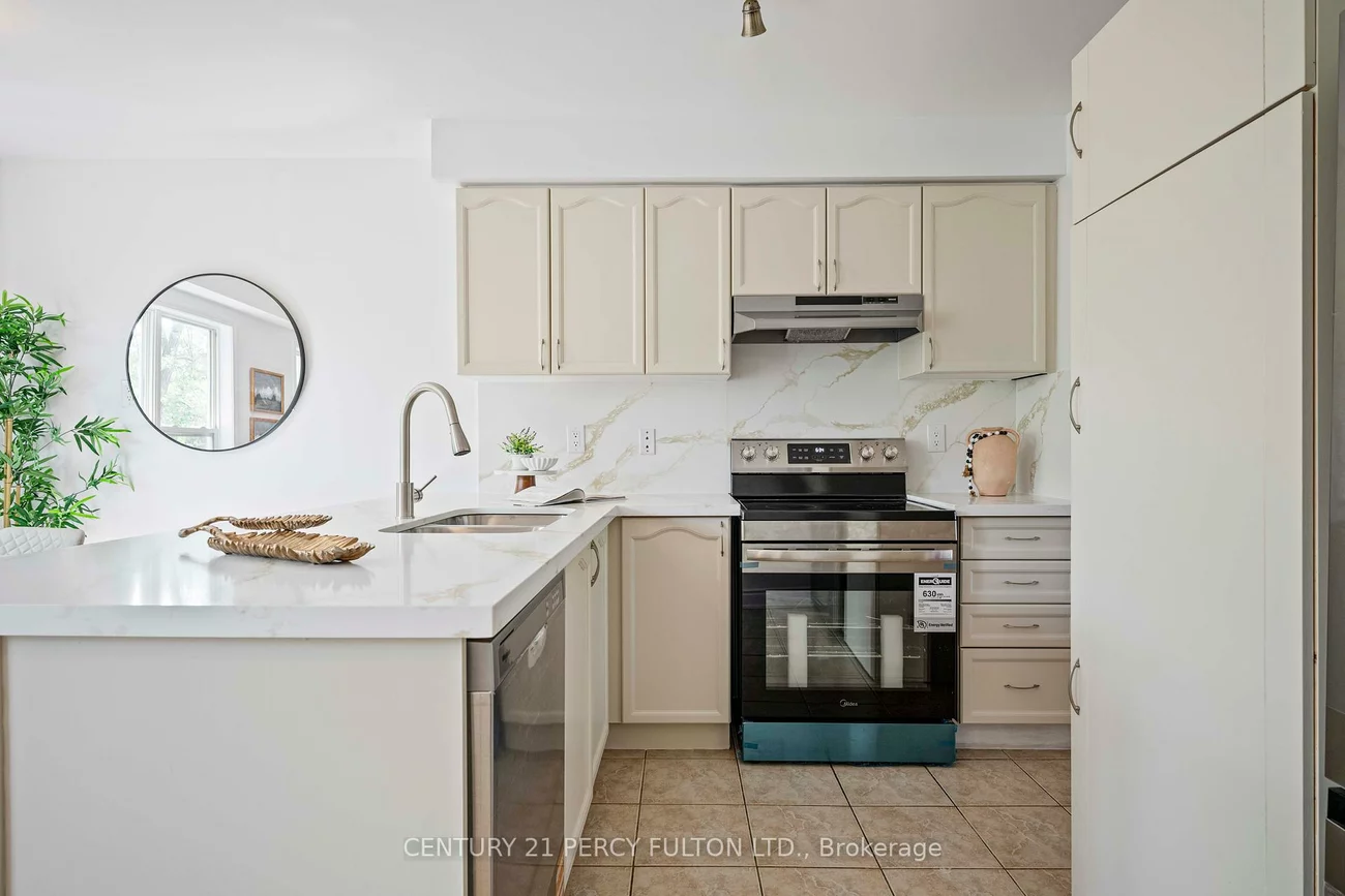 5980, Whitehorn, East Credit, Mississauga