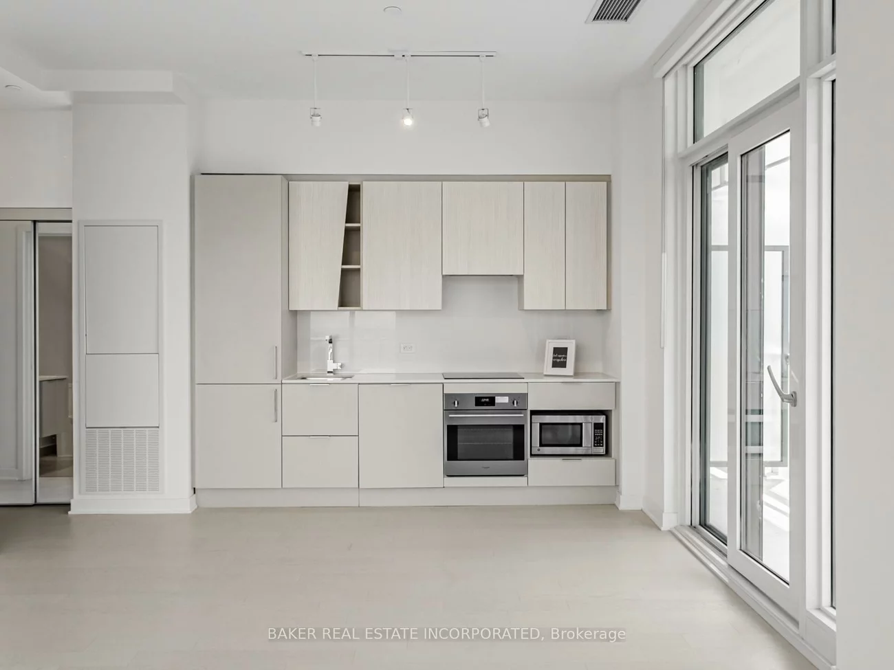 3900, Confederation, City Centre, Mississauga