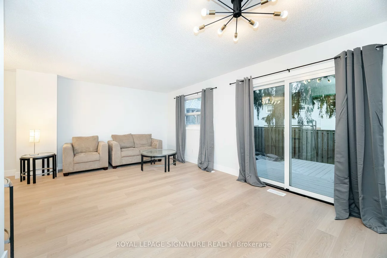 1055, Shawnmarr, Port Credit, Mississauga