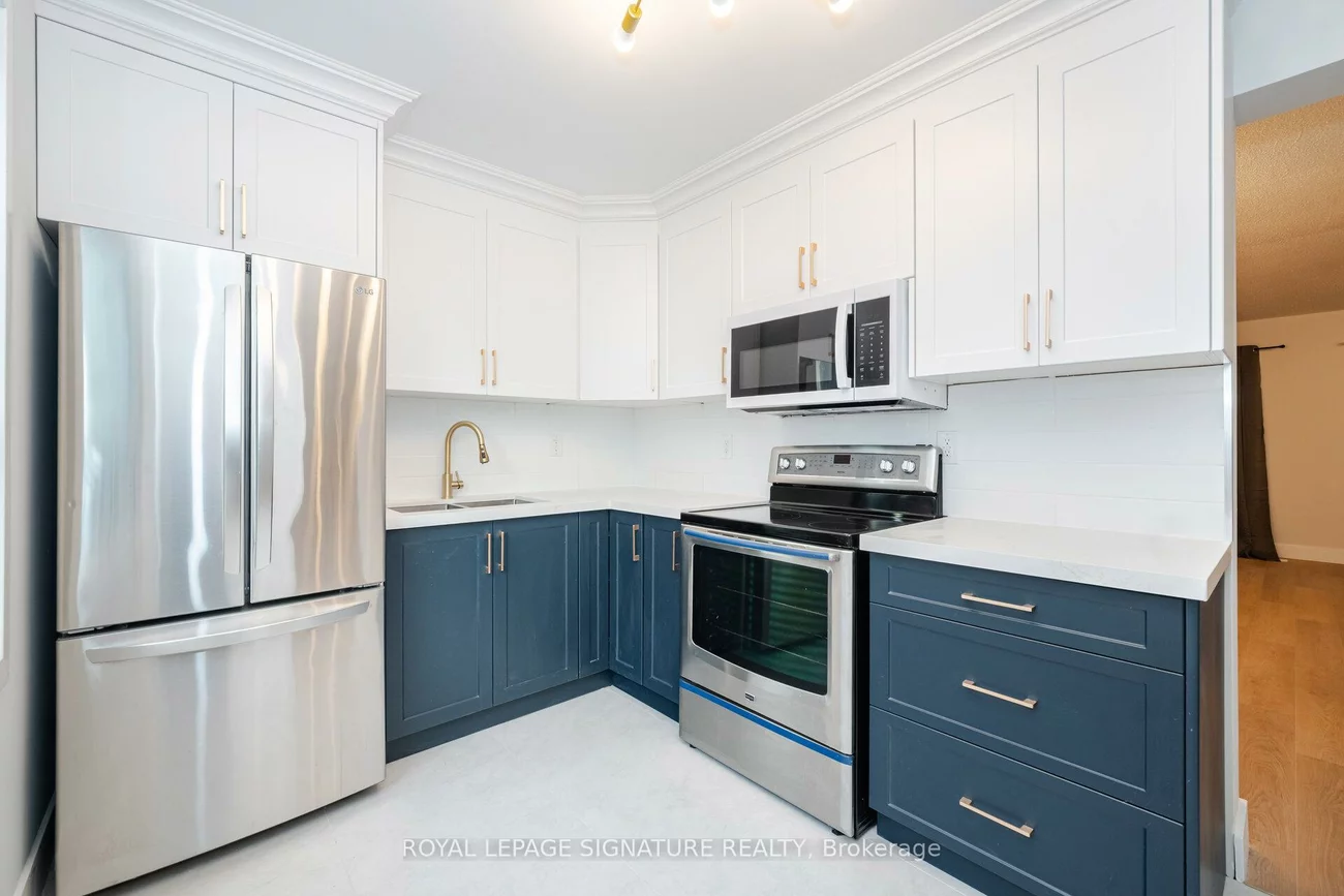 1055, Shawnmarr, Port Credit, Mississauga