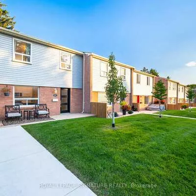 1055, Shawnmarr, Port Credit, Mississauga