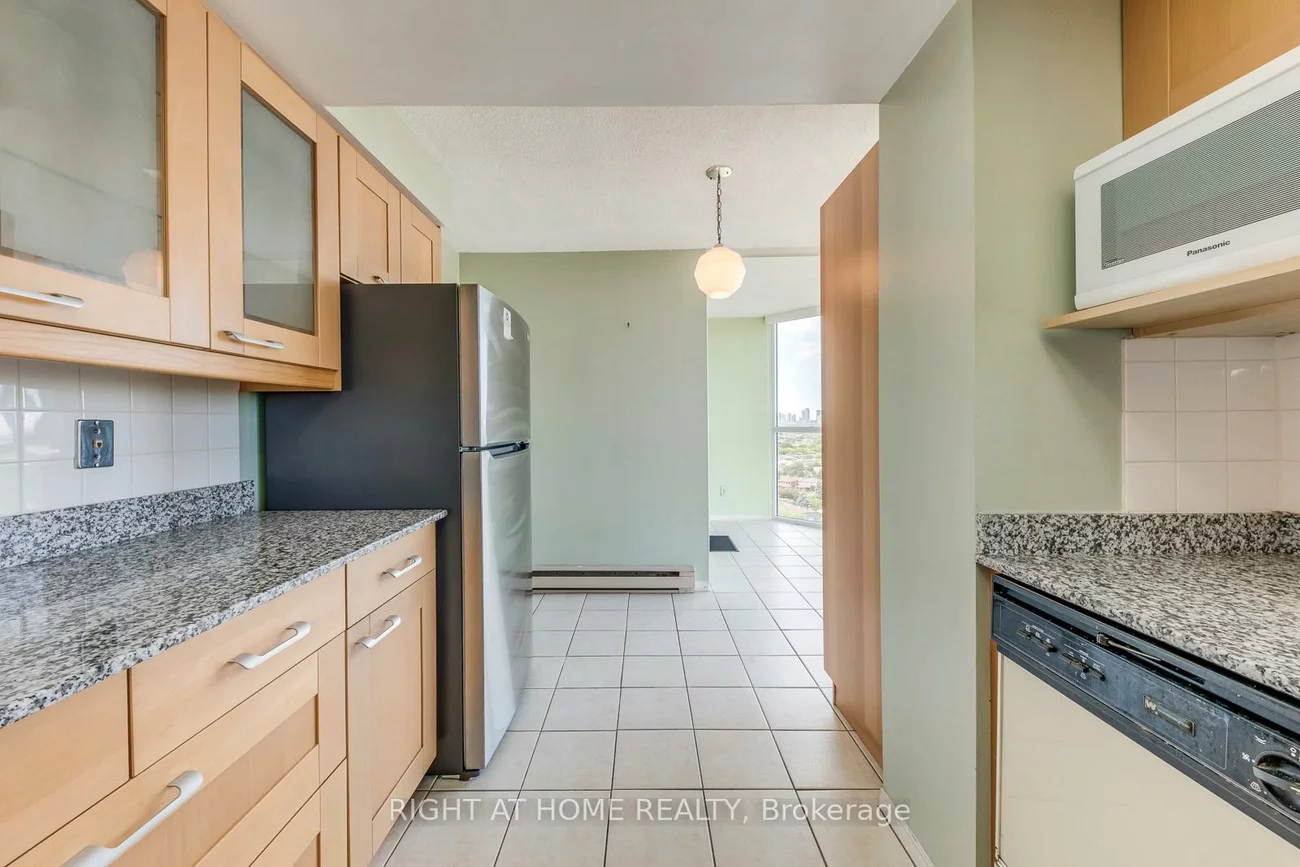 1360, Rathburn, Rathwood, Mississauga