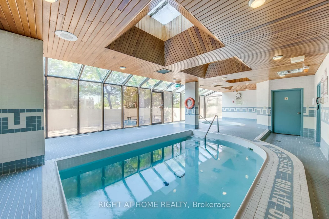 1360, Rathburn, Rathwood, Mississauga