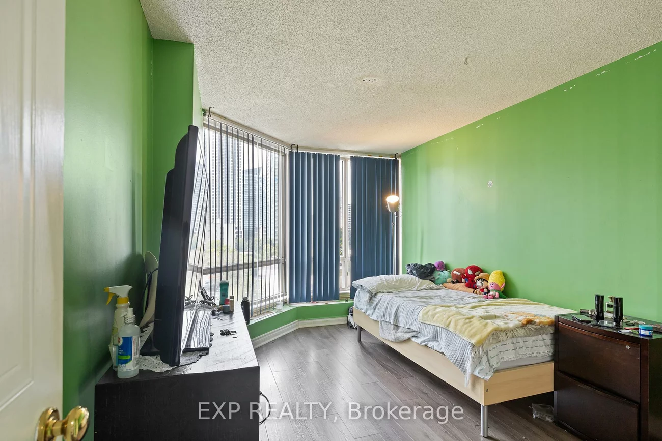 25, Fairview, Fairview, Mississauga